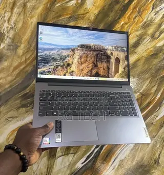 Laptop Lenovo Ideapad 3 8GB Intel Core i5 SSD 256GB