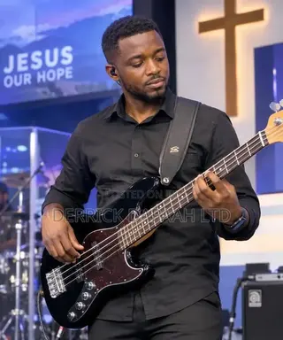 Bass Guitarist Wanted at Yennyawoso