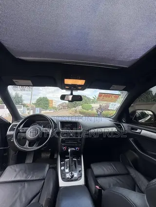 Audi Q5 2.0T Premium AWD quattro 2017 Gray