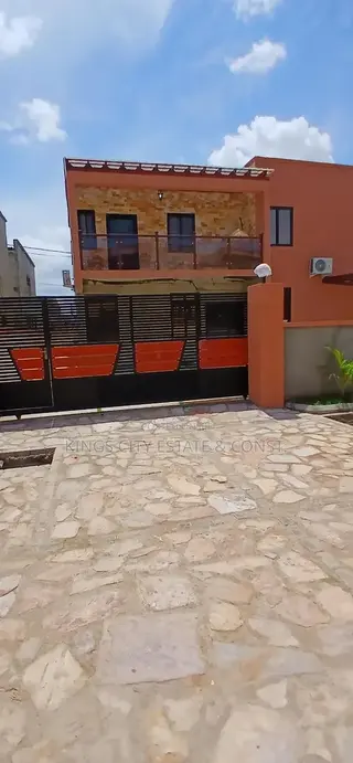 3bdrm House in Mile7-Best-Point, Achimota for rent
