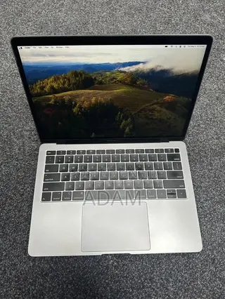 Laptop Apple MacBook Air 16GB Intel Core i5 SSD 512GB