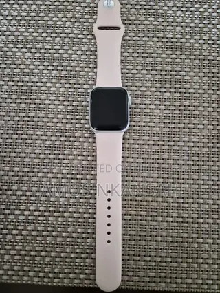 Apple Watch Series 5 With Extra Straps