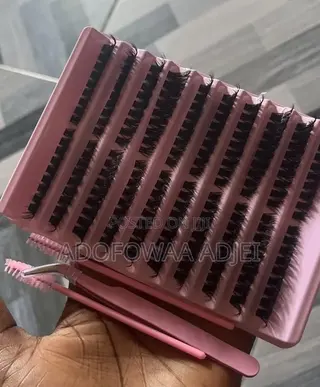Cluster Lashes