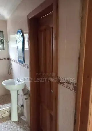 2bdrm Mansion in Nsawam Adoagyiri Municipal for rent