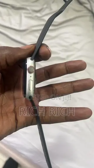 Apple Watch Series 7