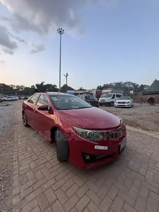 Toyota Camry 2014 Red