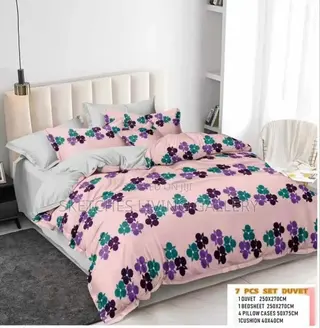 Transform Your Bedroom With Our Elegant Duvet Set.