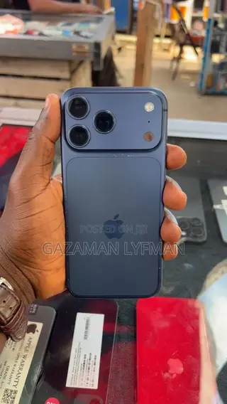 Apple iPhone 17 Pro Max 256 GB Blue