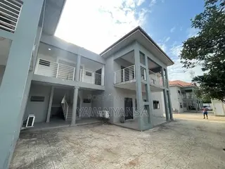 3 Bedroom for Rent at Ashomang Estate