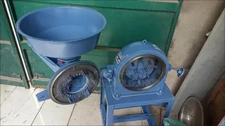 Bigger 26 Model Hammer Mill (Painted Model)