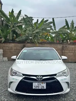 Toyota Camry 2015 White