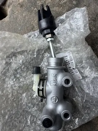 Toyota LandCruiser Pickup Mark2,Trooper, LC79 Toyota Clutch Slave Pot