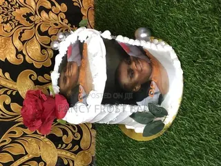 Customized Birthday Cake