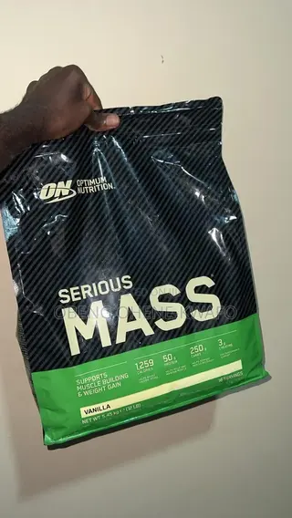 Optimum Nutrition Serious Mass - Vanilla (12 LBS / 5.45 Kg)