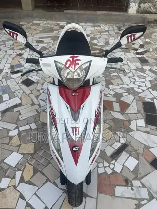 Kymco 2021 White