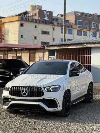 Mercedes-Benz E63 2021 White