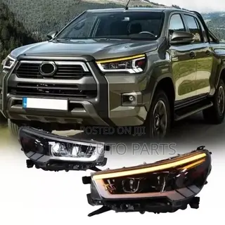 2021,2022,2023,2024,2025 Headlight for Toyota Hilux