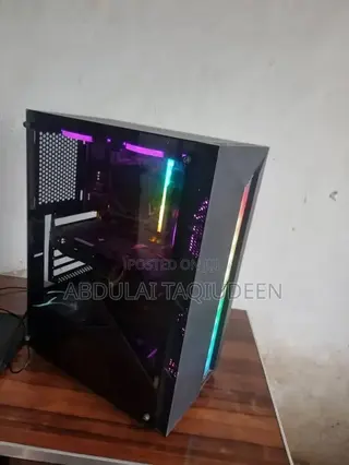Desktop Computer Asus 16GB Intel Core i5 SSD 256GB