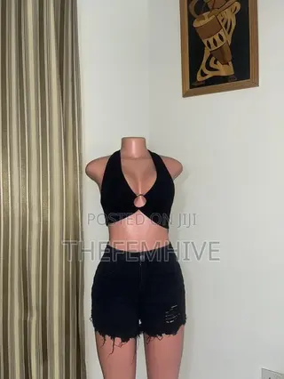 Black Pretty Little Thing Bare Back Top Thrift