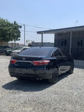 Toyota Camry 2016 Black