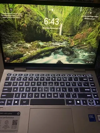 Laptop HP Envy x360 256GB Intel Core Ultra 7 SSD 512GB