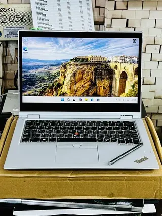 Laptop Lenovo ThinkPad X380 Yoga 16GB Intel Core i5 SSD 512GB