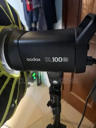 Godox Sl100 Bi + Triopo Softbox 90cm