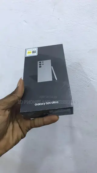New Samsung Galaxy S24 Ultra 256 GB Black
