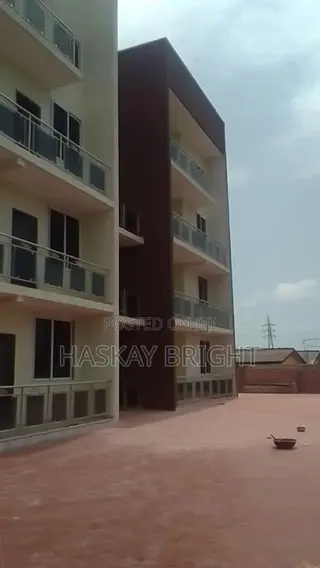 2bdrm Apartment in Awoshie for sale