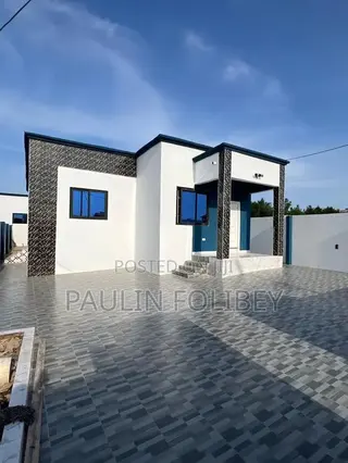 3bdrm House in Dg Properties, Kasoa for sale