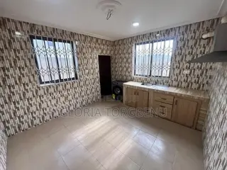 2bdrm Apartment in Adjiriganor for rent