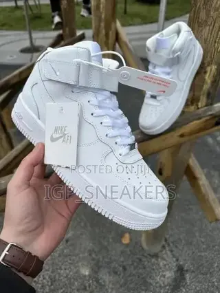 Nike Air Force 1Mid