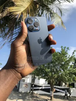 Apple iPhone 15 Pro 128 GB Blue
