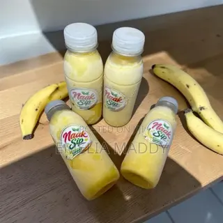 Naak Sip (Banana Cabana)