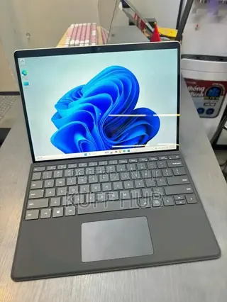 New Laptop Microsoft Surface Pro 8 16GB Intel Core i7 SSD 512GB