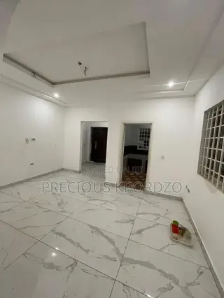 1bdrm Room & Parlour in New Lgn Adenta for rent