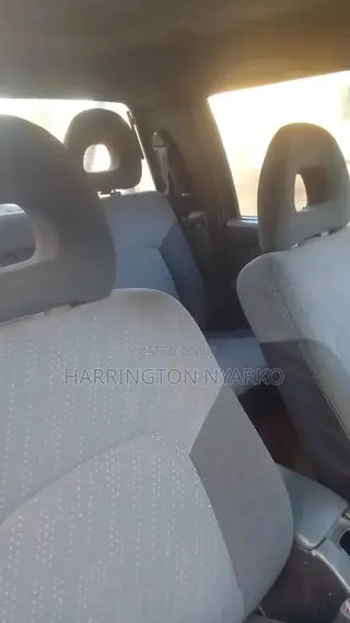 Mitsubishi L200 1993 Gray