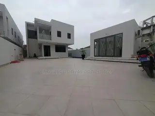 4bdrm House in East Legon Trasacco, Adjiriganor for sale
