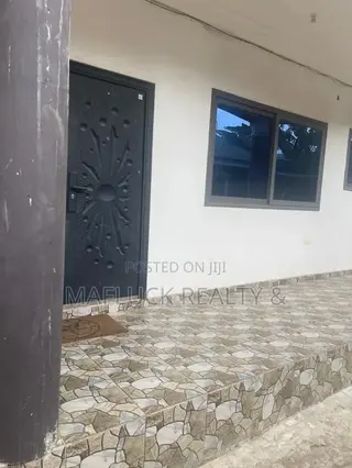 2bdrm Apartment in Lakeside Estate for rent