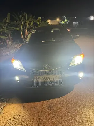Toyota Corolla LE Special Edition 4dr Sedan (1.8L 4cyl 4A) 2013 Black