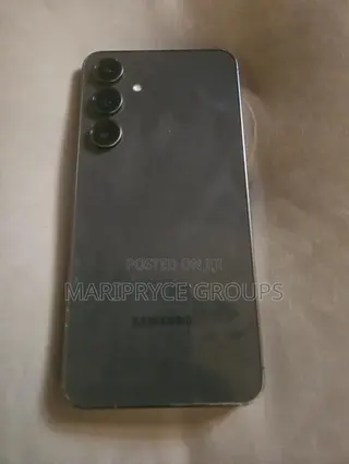Samsung Galaxy S24 FE 256 GB Gray