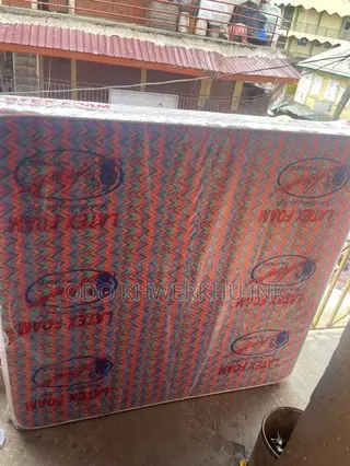 14inches Queen Size Mattress [Latex Foam Mattresses]