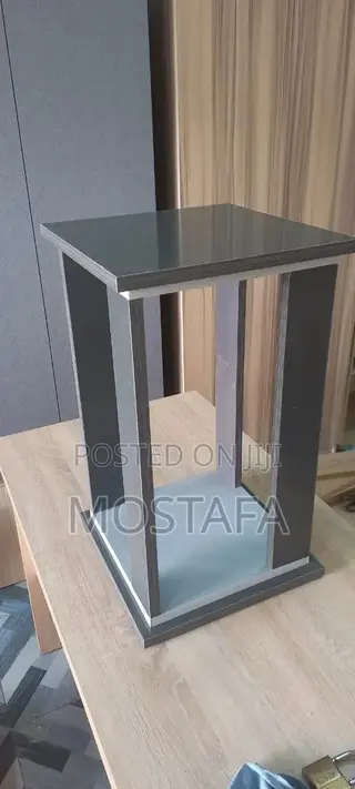 Corner Table