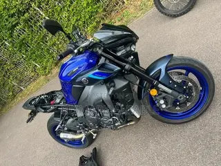 Yamaha 2025 Blue