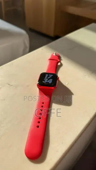 Apple Watch Series 8 44 Mm ( Cellular and GPS)