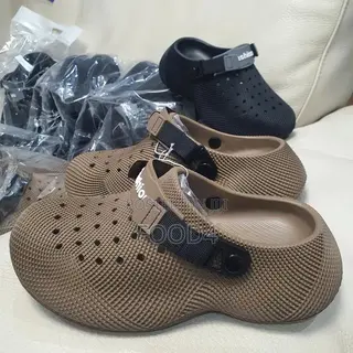 Casual Crocs