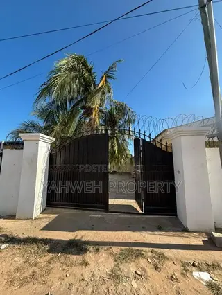 3bdrm House in Teshie Malik, GREDA Estate for rent