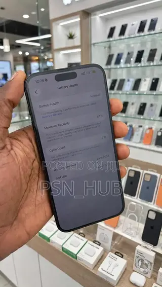 New Apple iPhone 15 Pro Max 256 GB Black