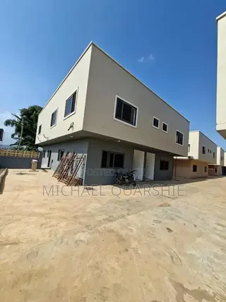 3bdrm House in Adenta, Barrier for rent