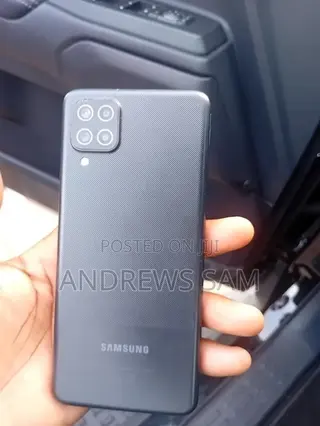 Samsung Galaxy A12 64 GB Black